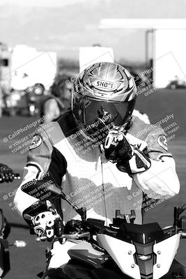 media/Apr-10-2022-SoCal Trackdays (Sun) [[f104b12566]]/Around the Pits/